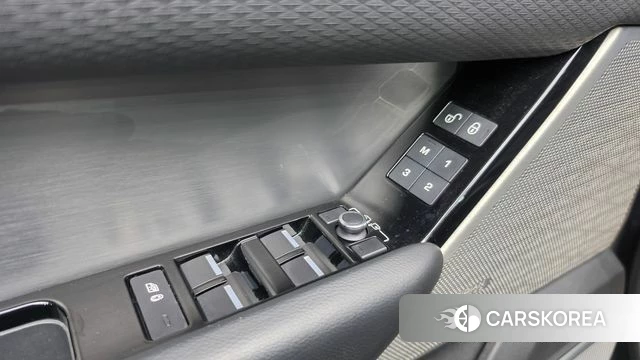 Land Rover Range Rover Velar id 4677947 из Кореи 21
