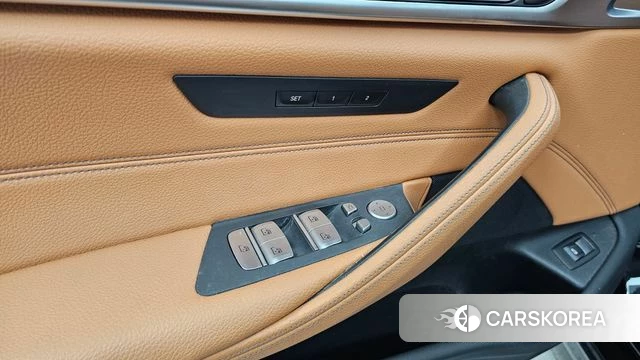 BMW 5 Series (G30) id 4764381 из Кореи 21