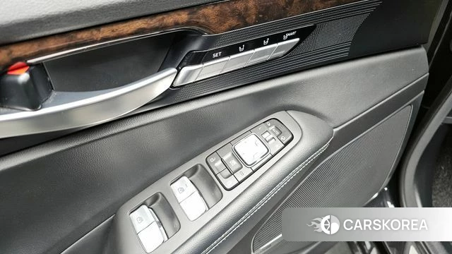 Genesis G90 id 4285563 из Кореи 21