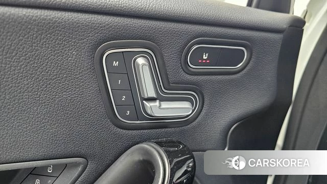 Mercedes-Benz A-Class W177 id 4424030 из Кореи 21