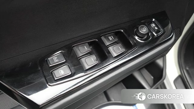 Ssangyong Torres id 4592201 из Кореи 21