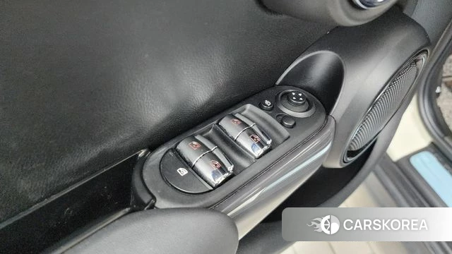 Mini Cooper id 4604813 из Кореи 21