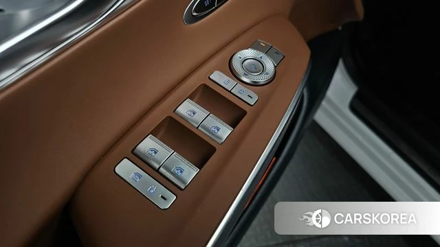 Genesis GV70 id 4292603 из Кореи 21