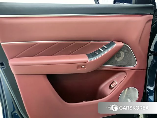 AITO Ask the world M8 id 3944909 из Китая 21