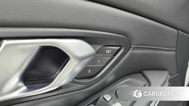 BMW 3 Series (G20) id 4428456 из Кореи 21