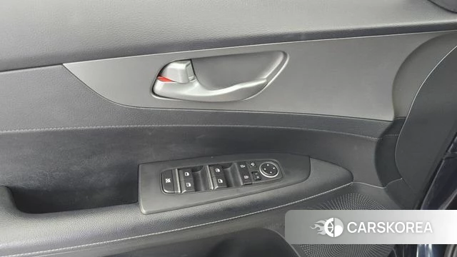 Kia Come New K3 id 4471615 из Кореи 21
