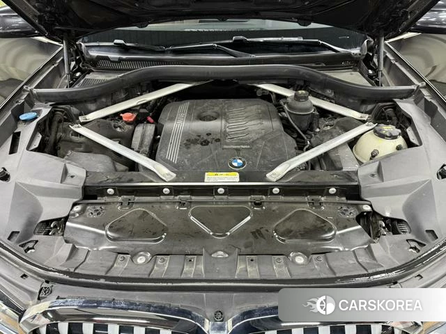 BMW X7 id 4235421 из Китая 21