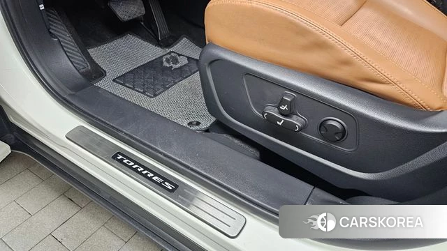 Ssangyong Torres id 4730845 из Кореи 21