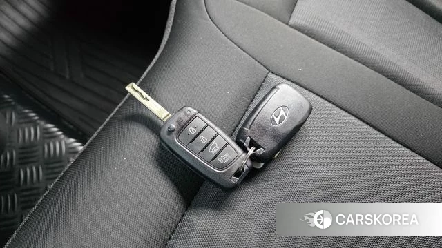 Hyundai Staria id 4734731 из Кореи 21