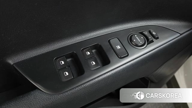 Kia Stonic id 4737611 из Кореи 21