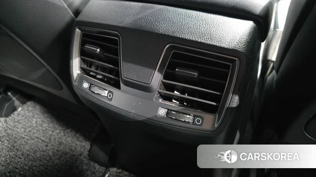 Ssangyong The New Rexton Sports Cannes id 4535013 из Кореи 21