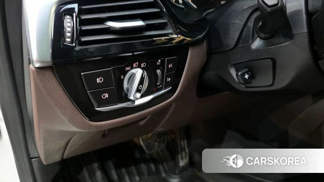 BMW 5 Series (G30) id 4197190 из Кореи 21