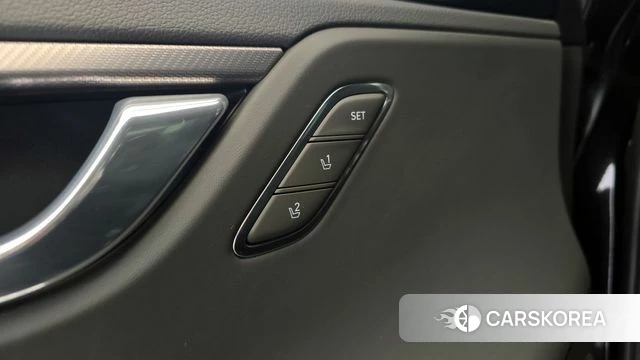 Hyundai The New Grandeur IG id 4344467 из Кореи 21