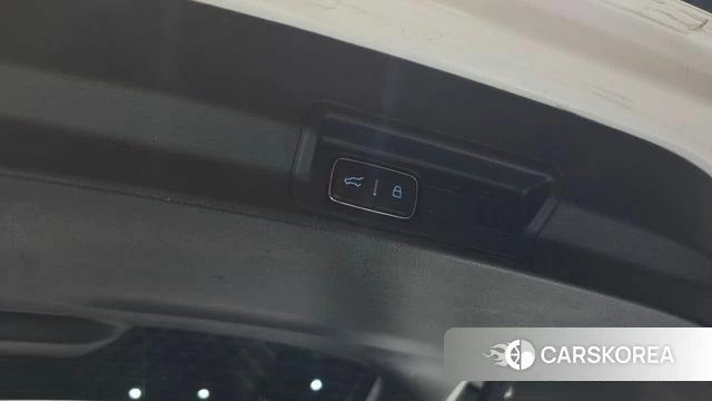 Ford Explorer 6th Generation id 4683128 из Кореи 21