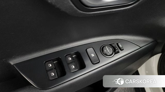 Kia Stonic id 4596468 из Кореи 21