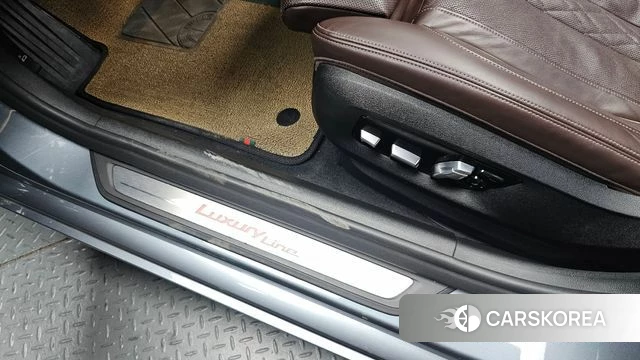BMW 5 Series (G30) id 4530458 из Кореи 21