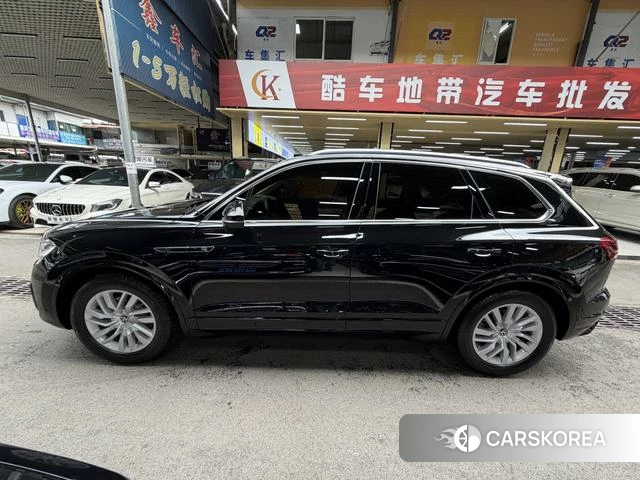 Volkswagen Touareg id 4271071 из Китая 21