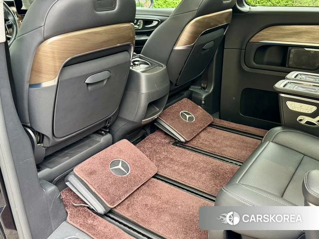 Mercedes-Benz V-class id 4387339 из Китая 21