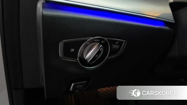 Mercedes-Benz E-Class W213 id 4652270 из Кореи 21