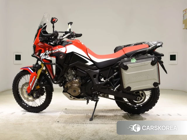 Проданный Honda CRF1000L AFRICA TWIN 2016 из Японии, фото 2