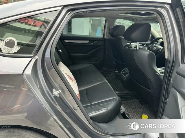 Honda Accord id 4301818 из Китая 21