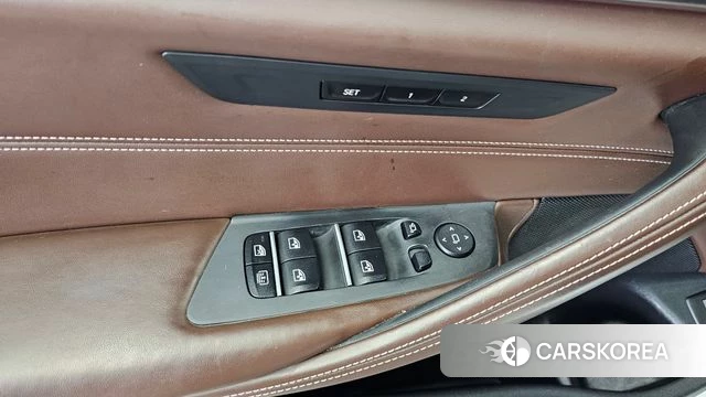 BMW 5 Series (G30) id 4536833 из Кореи 21