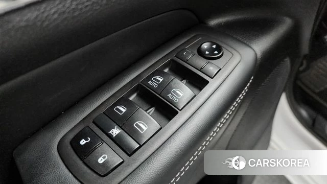Jeep Grand Cherokee id 4330918 из Кореи 21