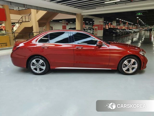 Mercedes-Benz Class C id 4264679 из Китая 21