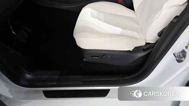 Tesla Model Y id 4757670 из Кореи 21