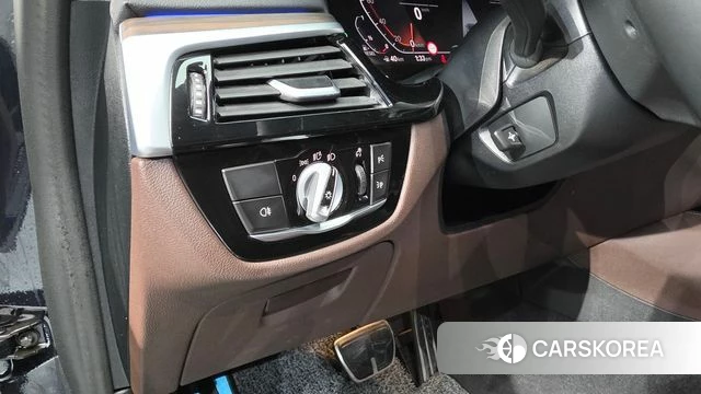 BMW 5 Series (G30) id 4754726 из Кореи 21