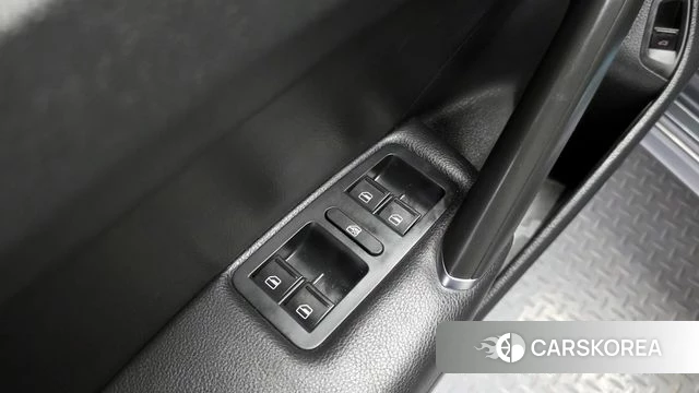 Volkswagen The New Passat id 4318151 из Кореи 21