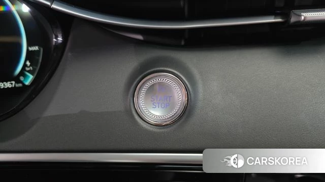 Genesis Electrified GV70 id 4898753 из Кореи 21