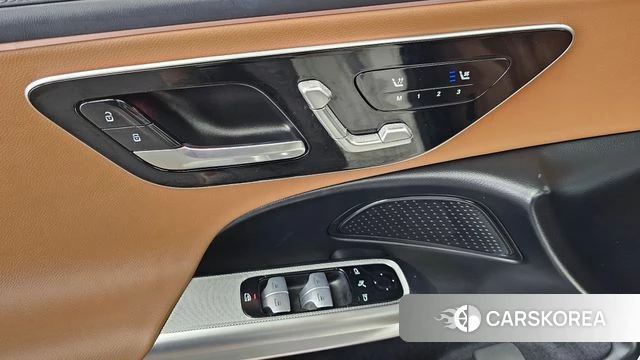 Mercedes-Benz E-Class W214 id 4527876 из Кореи 21