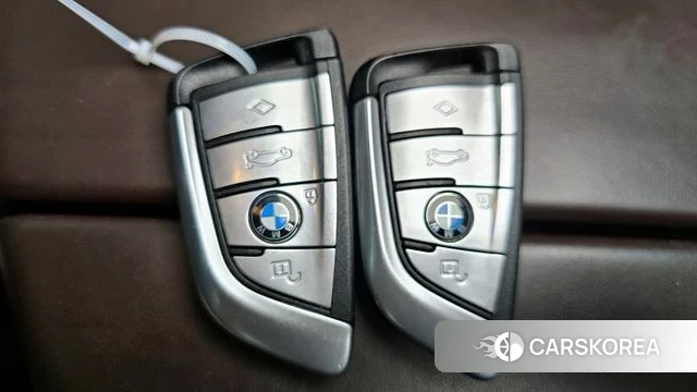 BMW 5 Series (G30) id 4246208 из Кореи 21