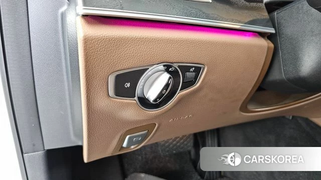 Mercedes-Benz E-Class W213 id 4581711 из Кореи 21