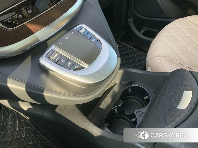 Mercedes-Benz V-class id 4263731 из Китая 21