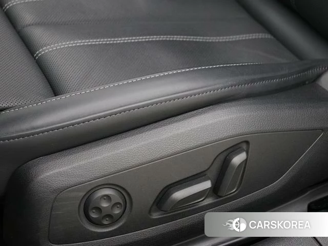 Audi A4L id 4211521 из Китая 21