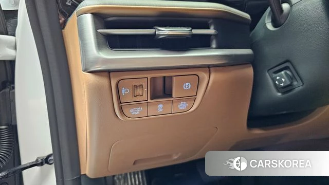 Hyundai Grandeur Hybrid (GN7) id 4630819 из Кореи 21