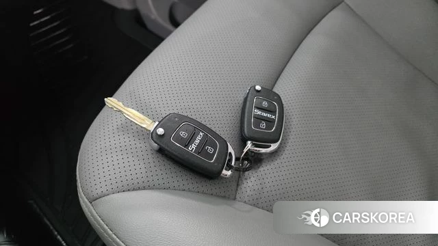 Hyundai The New Grand Starex id 4250743 из Кореи 21