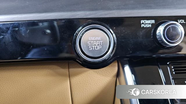 Kia Carnival 4th generation id 4245207 из Кореи 21