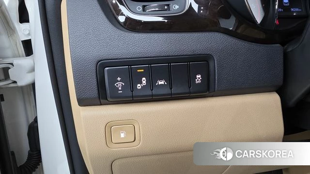 Kia The New Carnival id 4658064 из Кореи 21