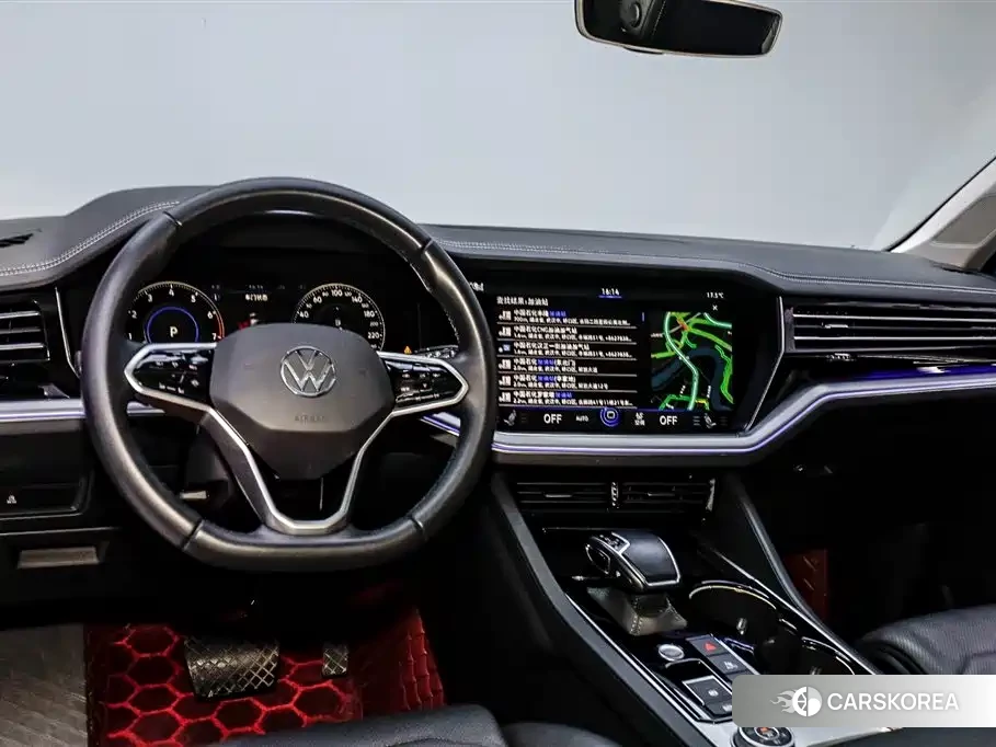 Volkswagen Touareg id 4570746 из Китая 21