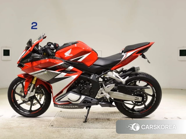 Проданный Honda CBR250RR 2017 из Японии