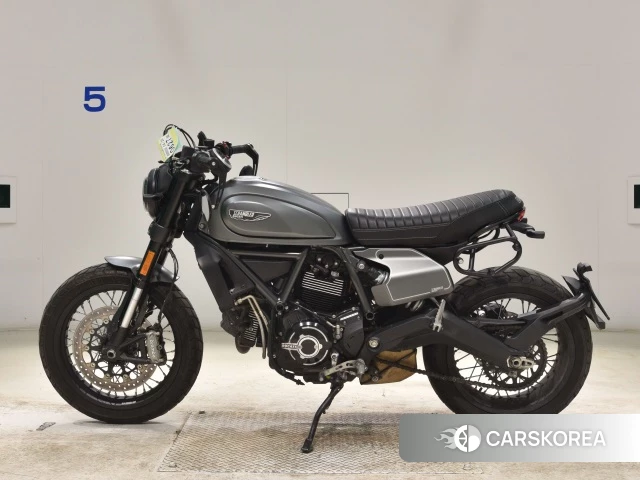 Проданный Ducati SCRAMBLER NIGHT SHIFT id 4199078 из Японии, фото 21