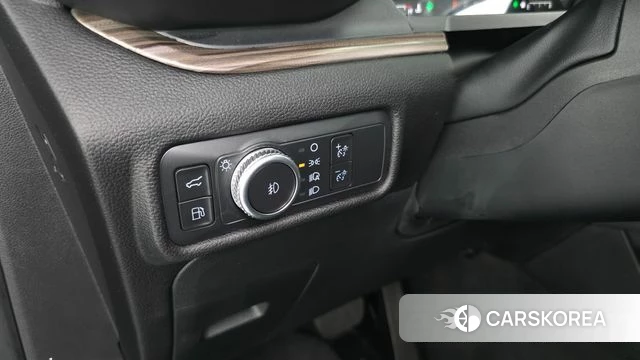 Ford Explorer 6th Generation id 4592019 из Кореи 21