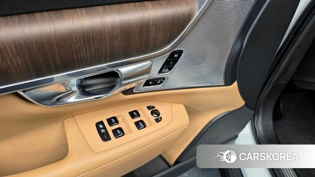 Volvo V90 Cross-Country id 4293685 из Кореи 21