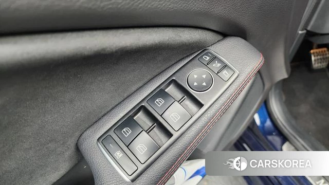 Mercedes-Benz A-Class W176 id 4574620 из Кореи 21