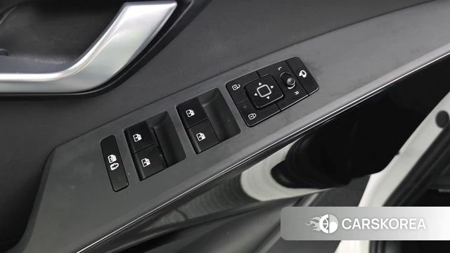 Kia Di Ol Nu Niro id 4934789 из Кореи 21