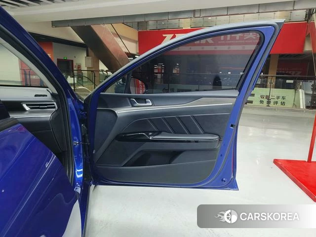 Kia K5 id 4367485 из Китая 21