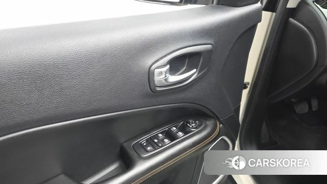 Jeep Compass 2nd Generation id 4339258 из Кореи 21